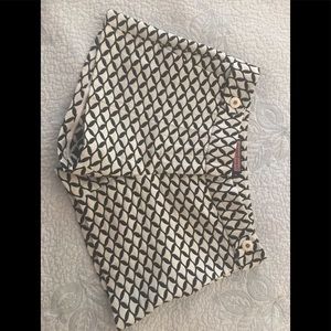 Vineyard vines shorts